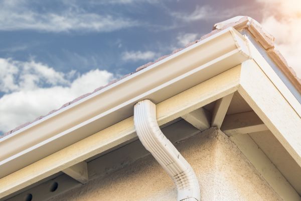 Seamless Gutter Replacement in London
