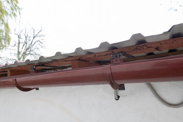 Round Gutters Installation in London